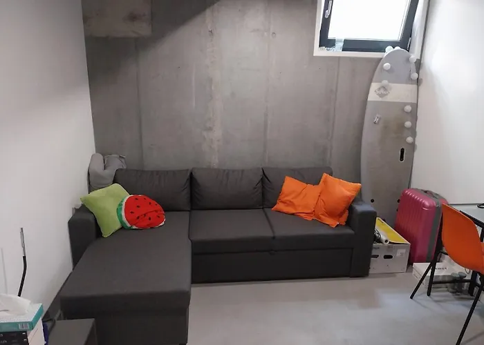 Industrialna Piwnica Hostel